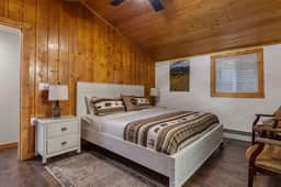 Cabin 3- Cozy, updated cabin 5 min to RMNP - Image 5