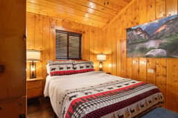 Cabin 6- Private Hot Tub 5 Min to RMNP - Image 4