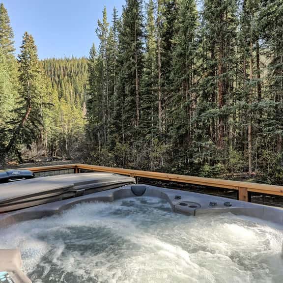 Cozy Creekside Getaway! - Image 1