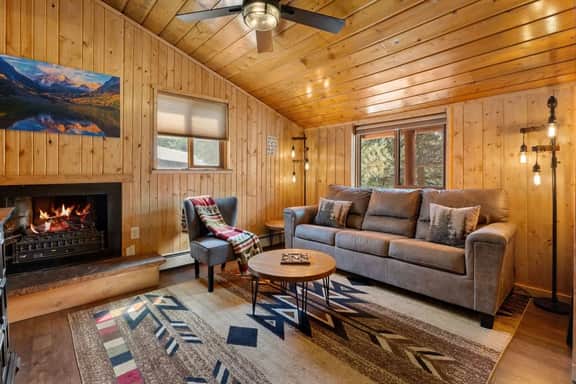 Cabin 1- Hot Tub, Grill- Mins to RMNP! - Image 5