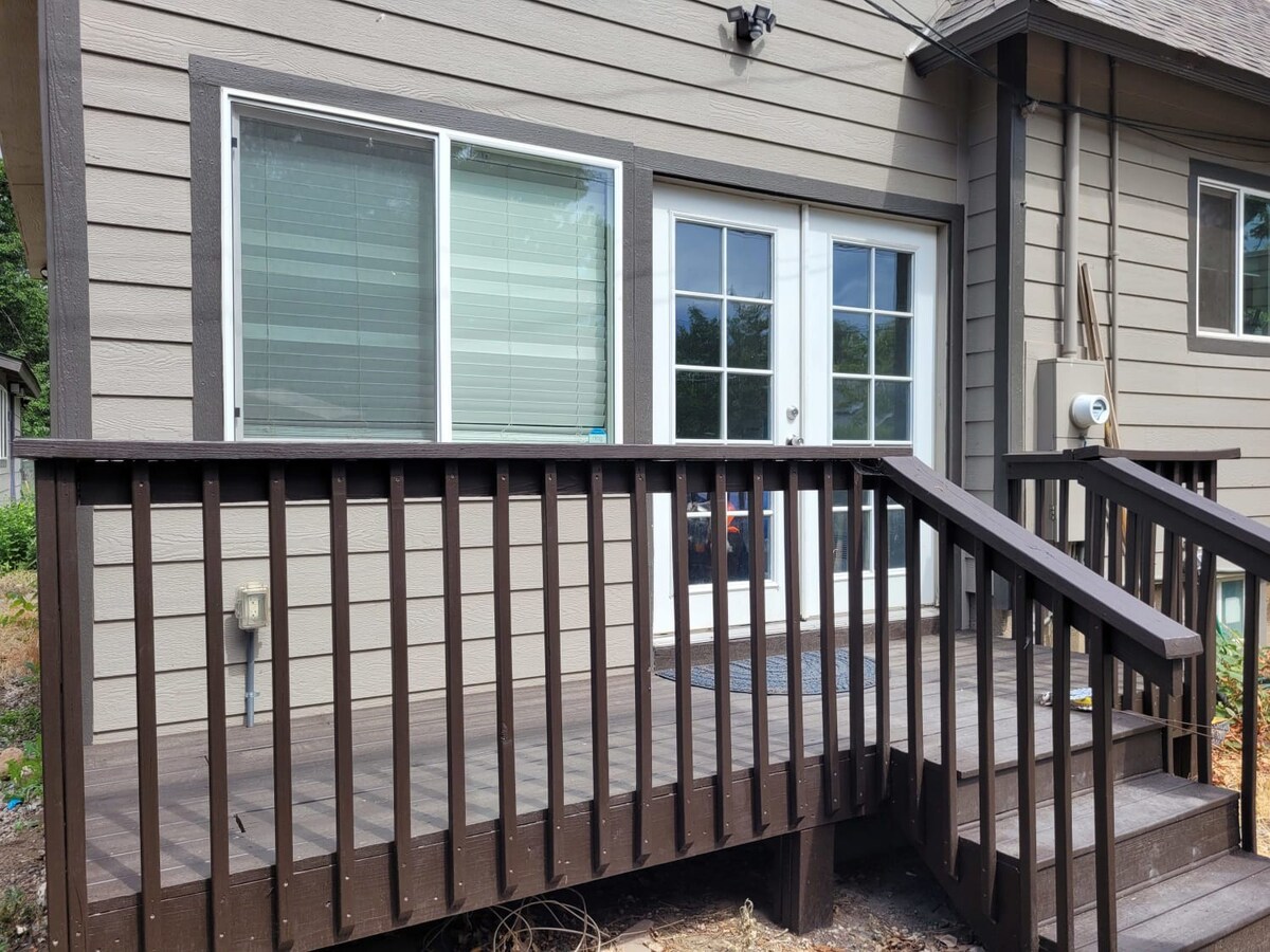 Short term rentals in Denver Colorado- porch image